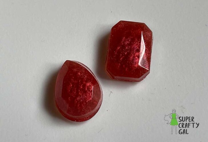 How to Make Resin Gems - Super Crafty Gal
